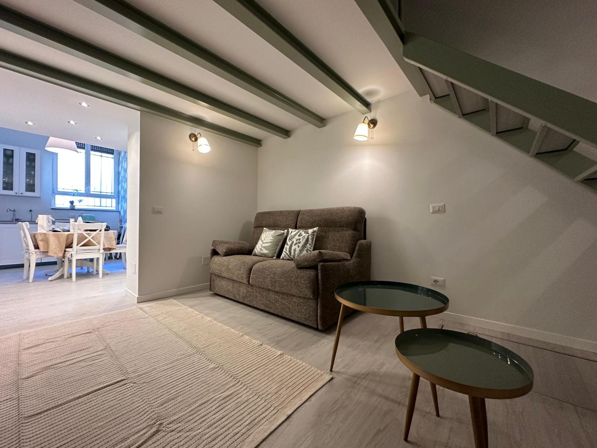 Flowers, A Cozy Suite In Milán Exterior foto
